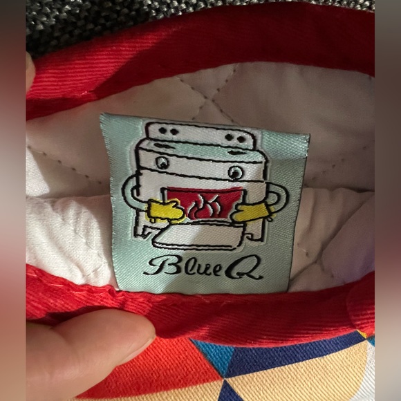 NWT Blue Q “Most Likely To Microwave” oven mitt glove - Picture 4 of 5